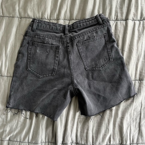 WHITE FOX BLACK DENIM SHORTS - Picture 2 of 8
